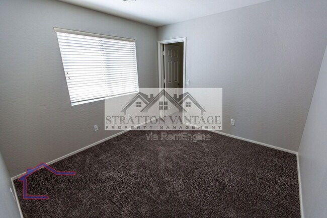 Building Photo - 21731 W Pima St