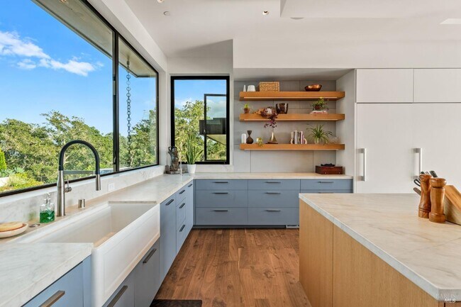 Building Photo - 663 Montecito Blvd