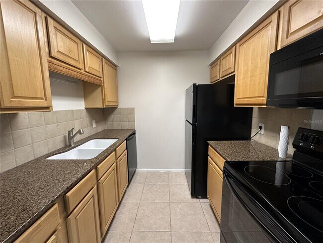 Building Photo - 3455 Countryside Blvd