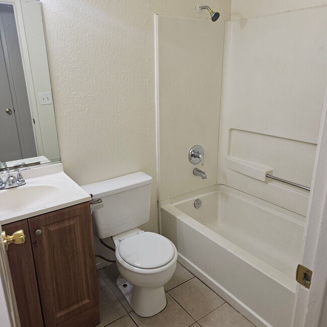 Building Photo - 1509 Lynne Renee Ct