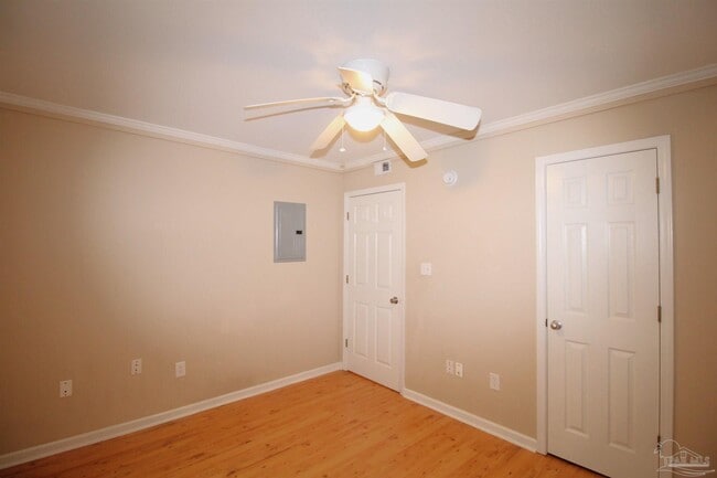 Building Photo - 710 Scenic Hwy