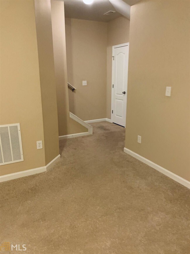 Building Photo - 5868 Norfolk Chase Dr