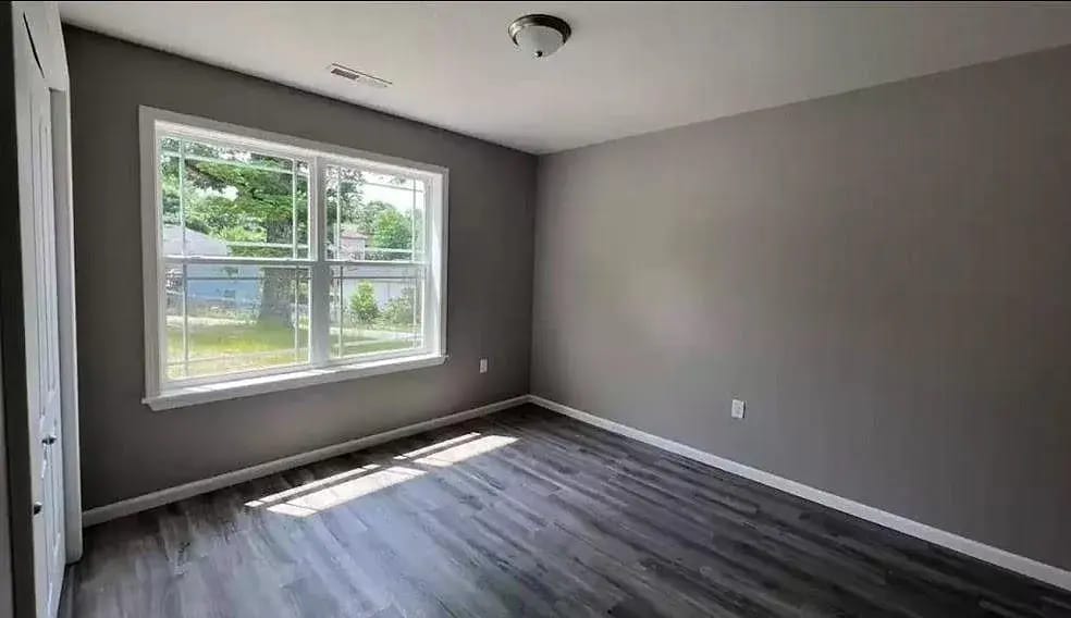 Building Photo - 298 Walkington Ln