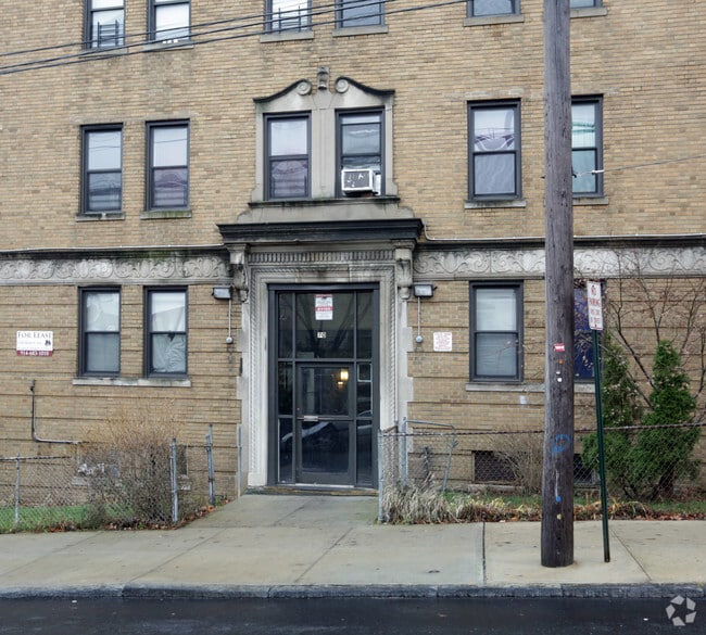 Entrance - 70 E 4th St