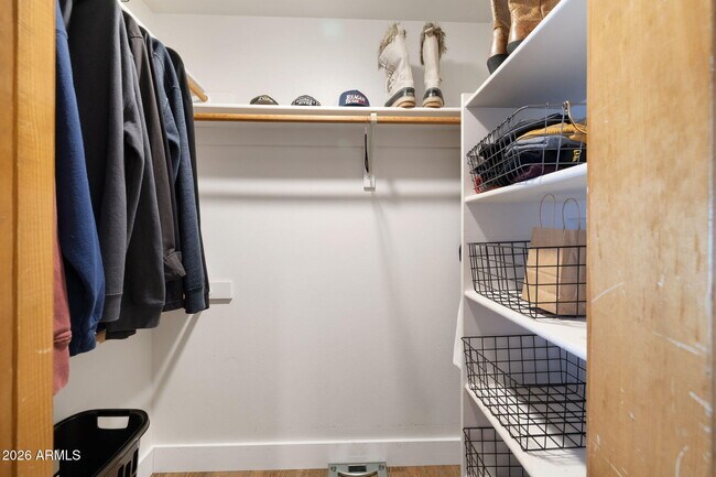 Building Photo - 2145 William Palmer