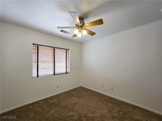 Building Photo - 728 Ribbon Grass Ave