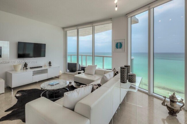 Building Photo - 6515 Collins Ave