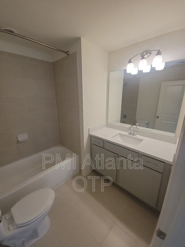 Building Photo - 255 Ismal Dr SW