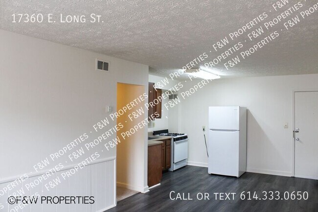 Building Photo - 1736O E Long St