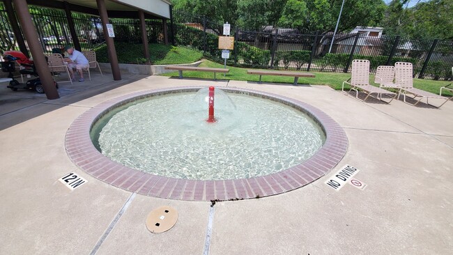 Building Photo - 942 Grand Jct Dr