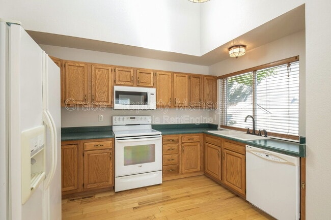 Building Photo - 10571 W 83rd Pl