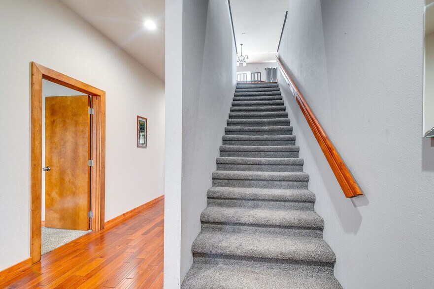 Building Photo - 975 S Sand Dune Ave SW