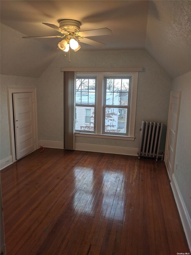 Building Photo - 141 82nd Dr