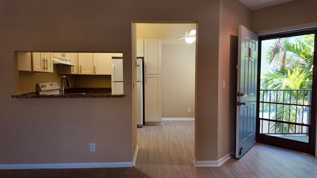 Building Photo - 5418 Firenze Dr