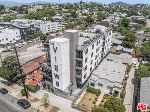 Building Photo - 3105 Bellevue Ave