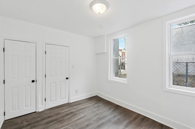 Building Photo - 3 Bedroom House North Philly- Newly Renovated