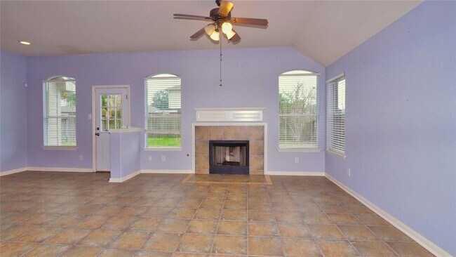 Building Photo - 10235 Riderdale Park Ln