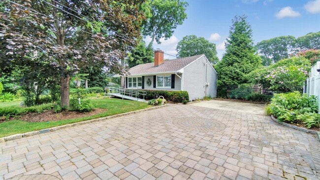 Building Photo - 157 Beaver Dr