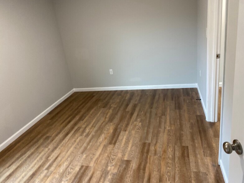 Building Photo - 90 Crabapple Rdg