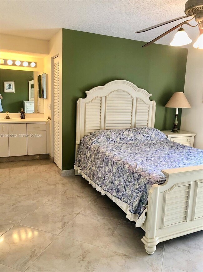 Building Photo - 1422 Amanda St