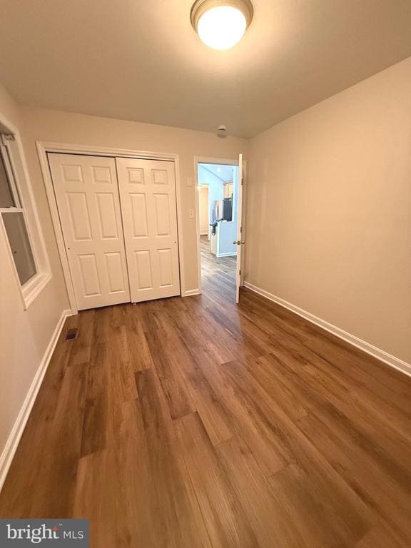 Building Photo - 1722 Oak Rd