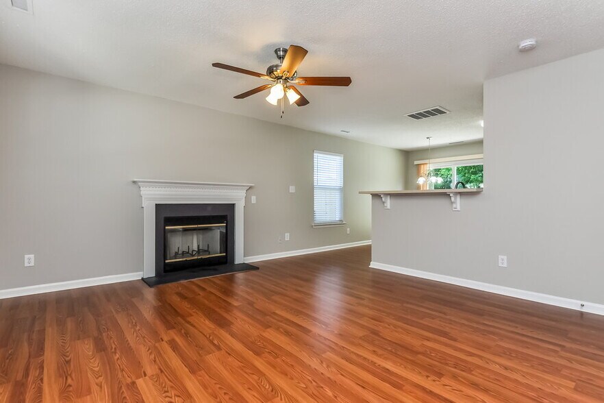 Building Photo - 3805 Hopper St