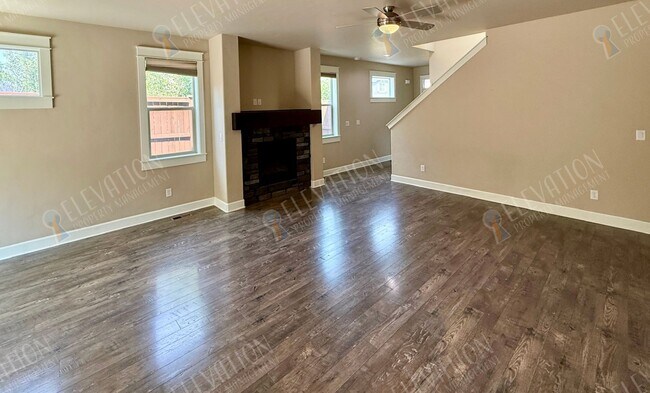 Building Photo - 63151 Black Powder Ln