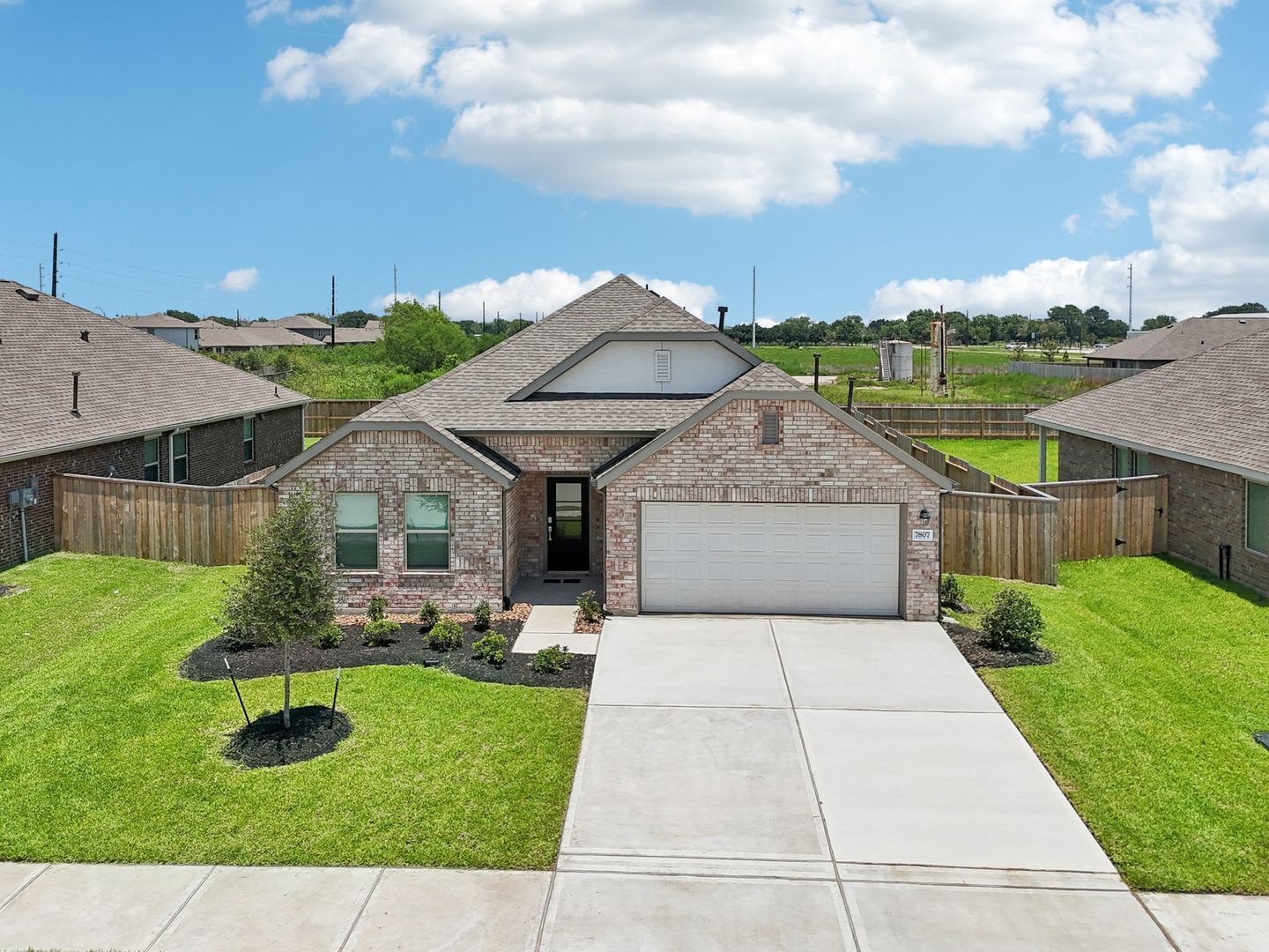Building Photo - 7807 Eagle Crk Ln