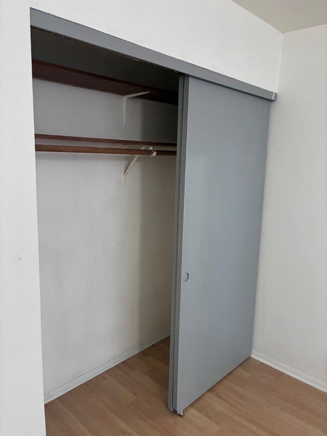 Building Photo - 2222 E Belleview Pl