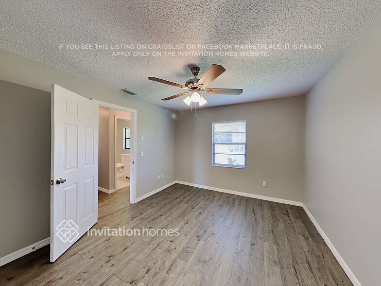 Building Photo - 234 Seasons Dr