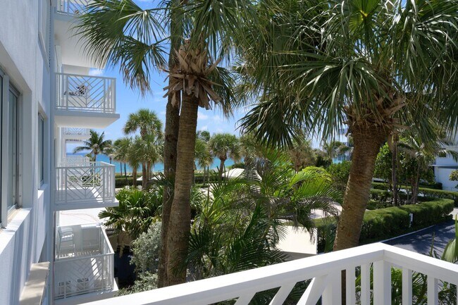 Primary Photo - 170 N Ocean Blvd