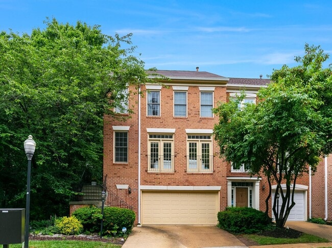 Primary Photo - 11426 Summer House Ct