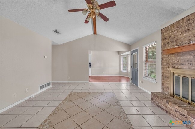 Building Photo - 2807 Bermuda Dr