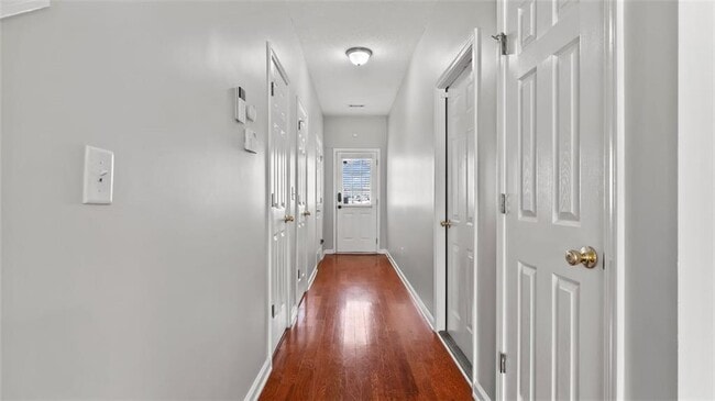 Building Photo - 7579 Avalon Blvd