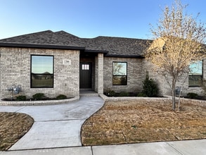 Building Photo - 1316 Milltown Rd