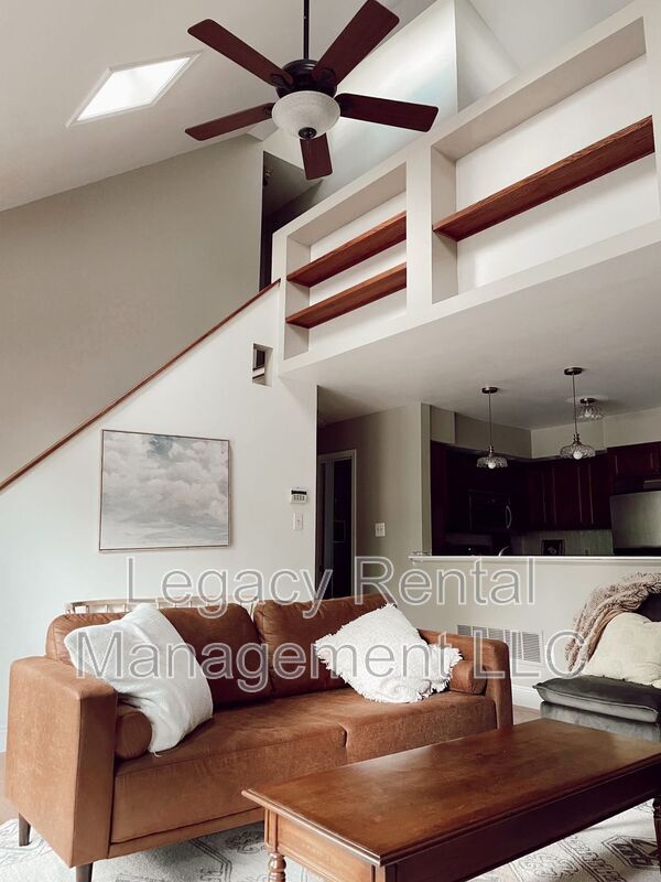 Building Photo - 116 Cheyney Dr