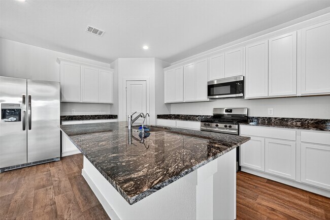 Building Photo - 4215 Russet Elm Ln