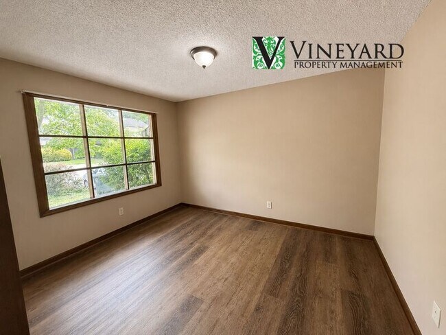 Building Photo - 5065 Sand Wedge Cir