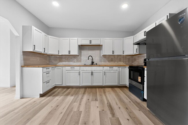 Building Photo - 45 Lincoln St