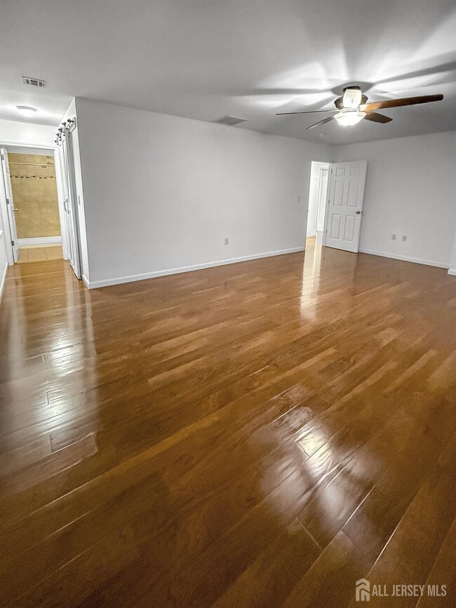 Building Photo - 207 Remsen Ave