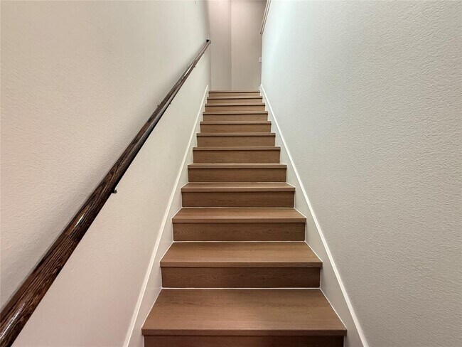 Building Photo - 1922 Tasmanian Tiger Trace