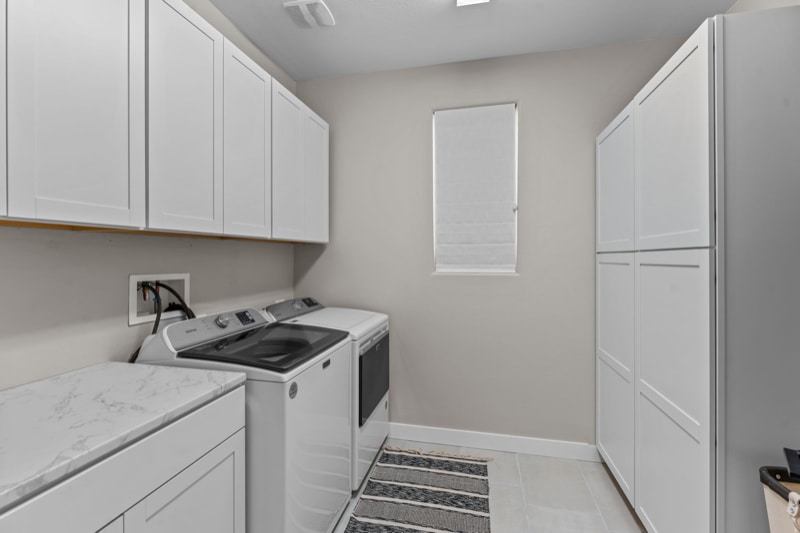 Building Photo - 19532 W Marshall Ave