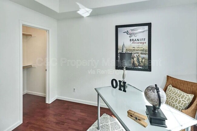 Building Photo - 2125 Winepol Loop