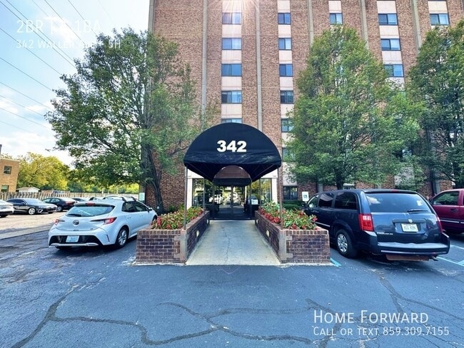 Building Photo - 342 Waller Ave