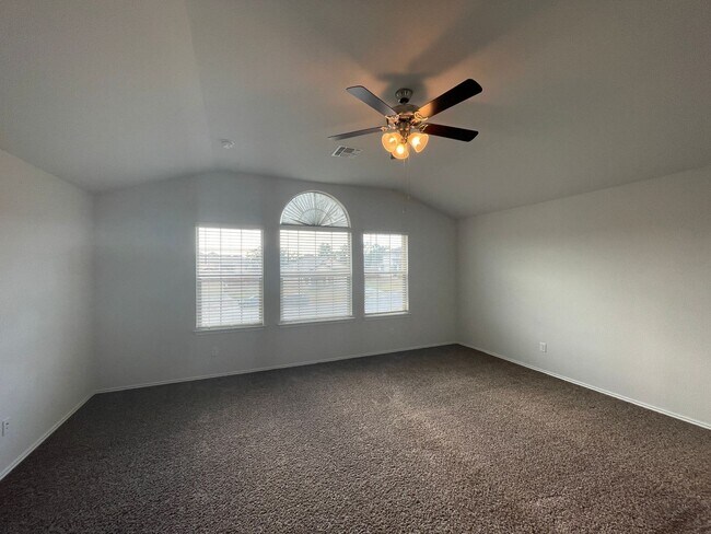 Building Photo - 1816 Cow House Ct