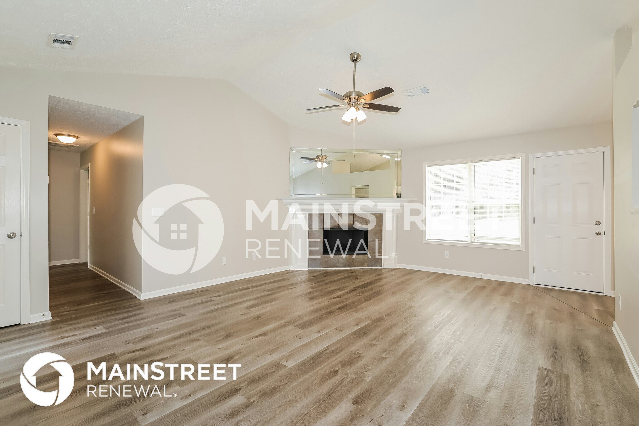 Building Photo - 2737 Glendale Dr