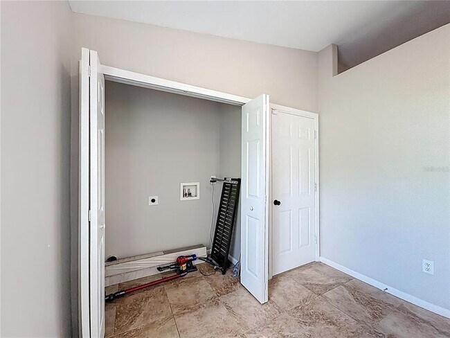 Building Photo - 6358 SW 155th Pl