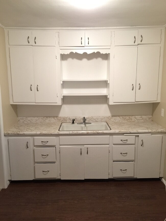 Building Photo - Peaceful 3 Bedroom in North Lubbock!