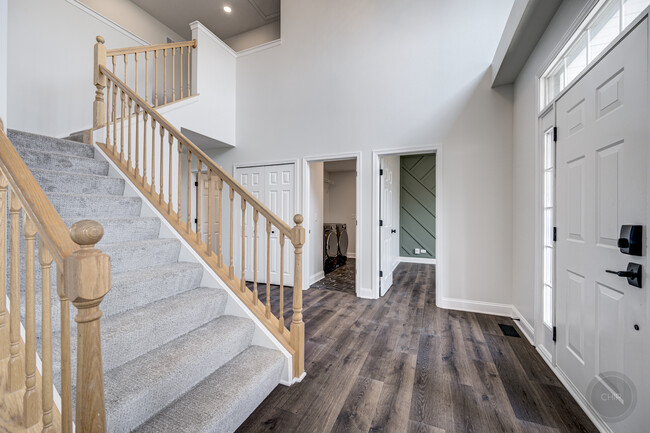 Building Photo - 12948 Parterre Pl