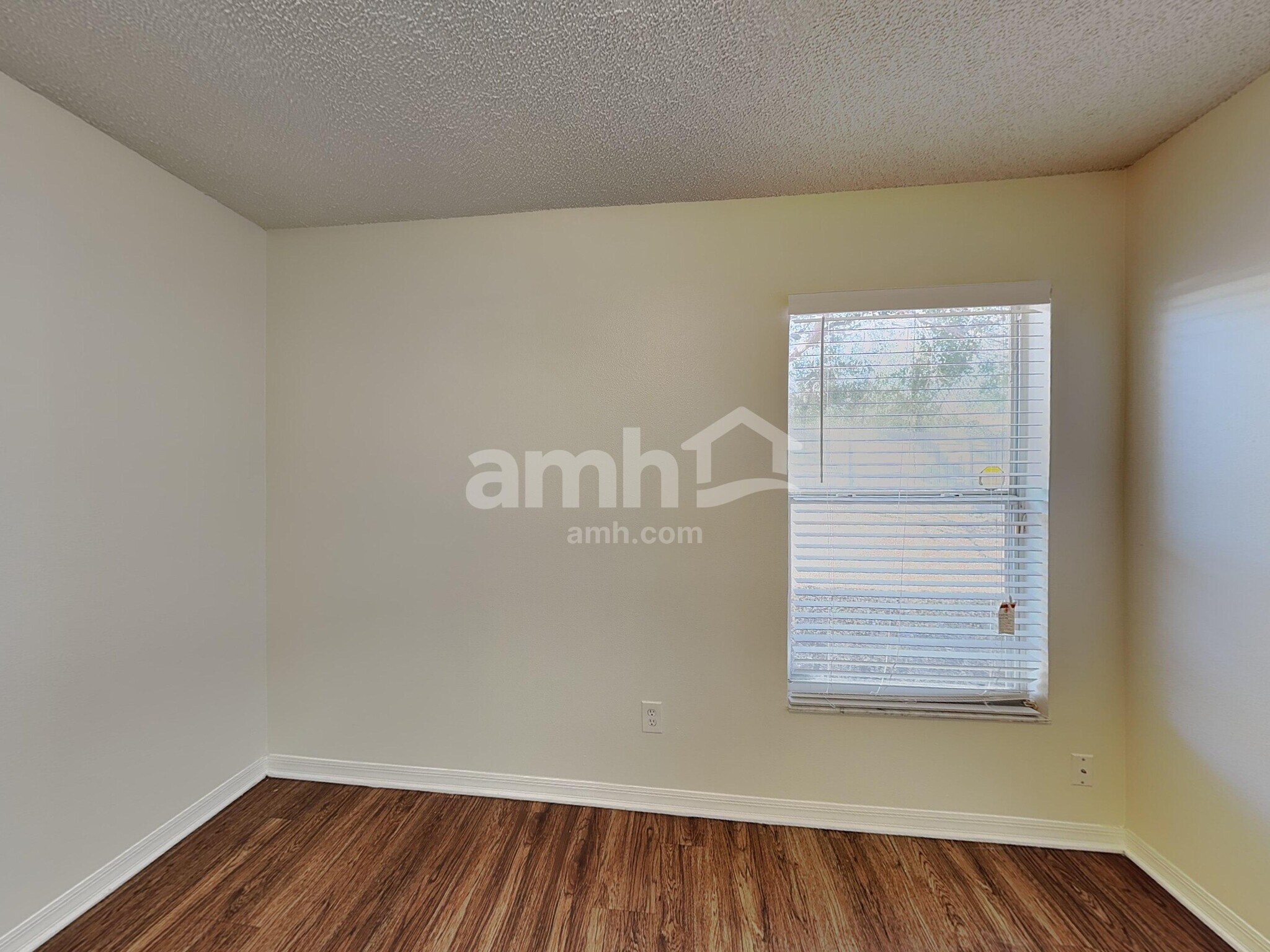 Building Photo - 8813 Scenic Vista Ct